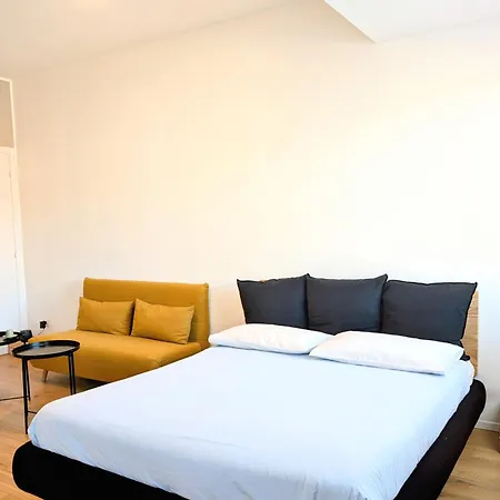 Апартаменты Dame Милан