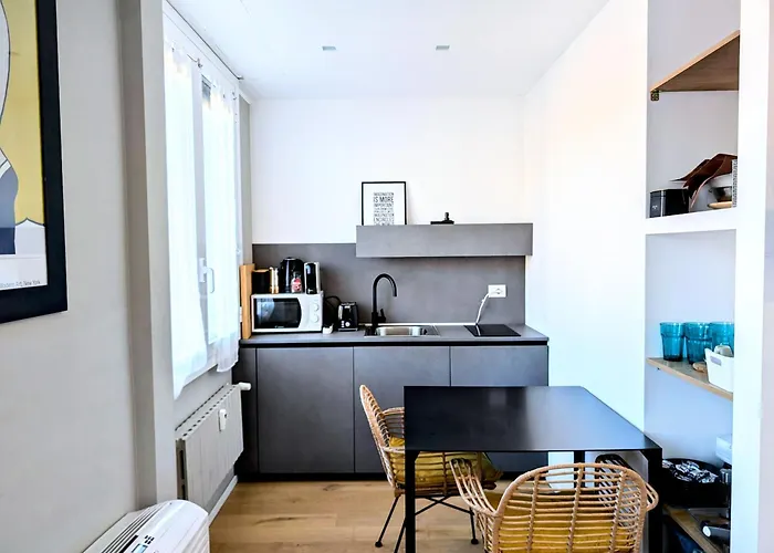 Dame Apartment